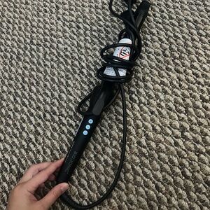 Bio Ionic Black Curling Iron